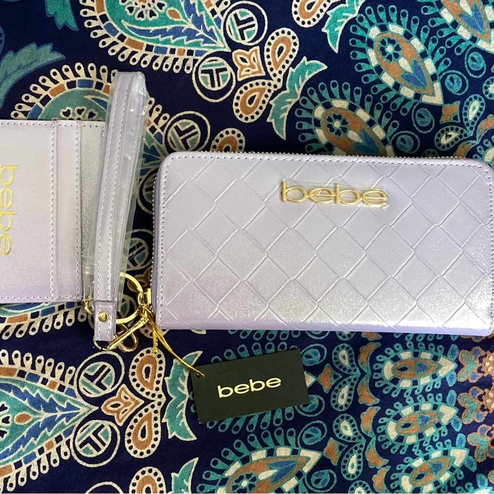 Bebe Metallic Card Holder with Gold Logo